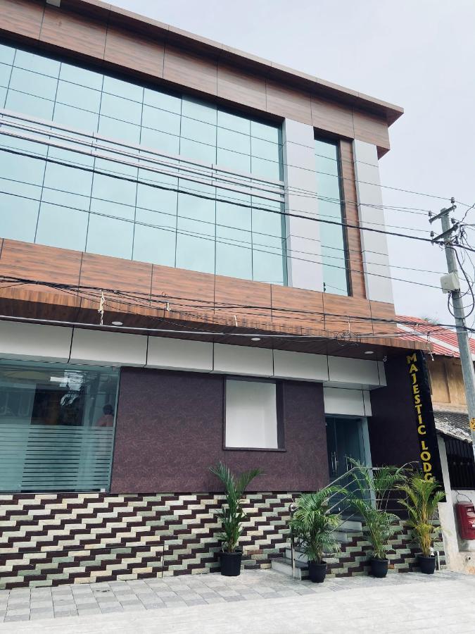 Majestic Inn Thiruvananthapuram Eksteriør bilde