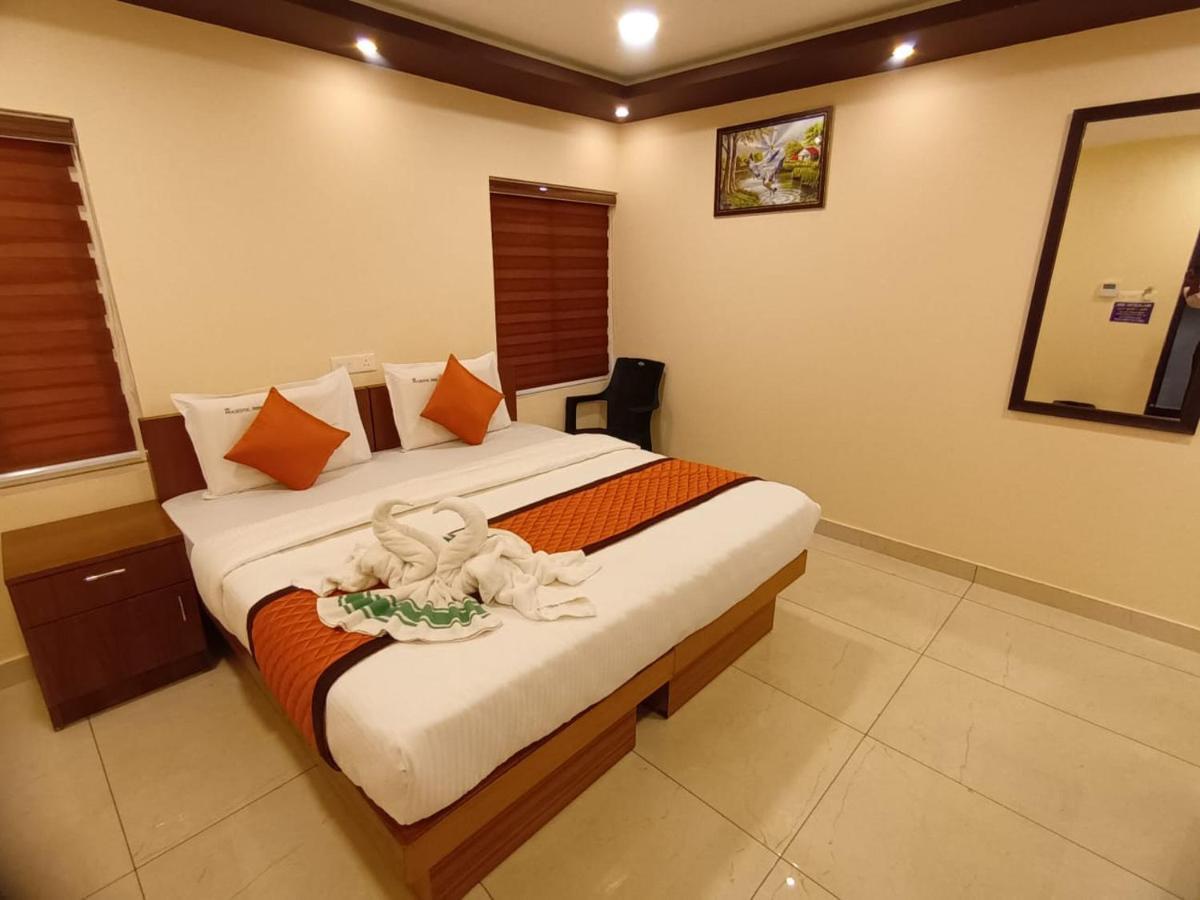 Majestic Inn Thiruvananthapuram Eksteriør bilde