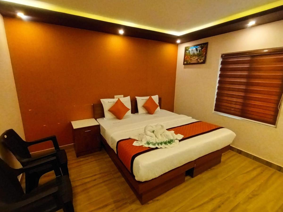 Majestic Inn Thiruvananthapuram Eksteriør bilde