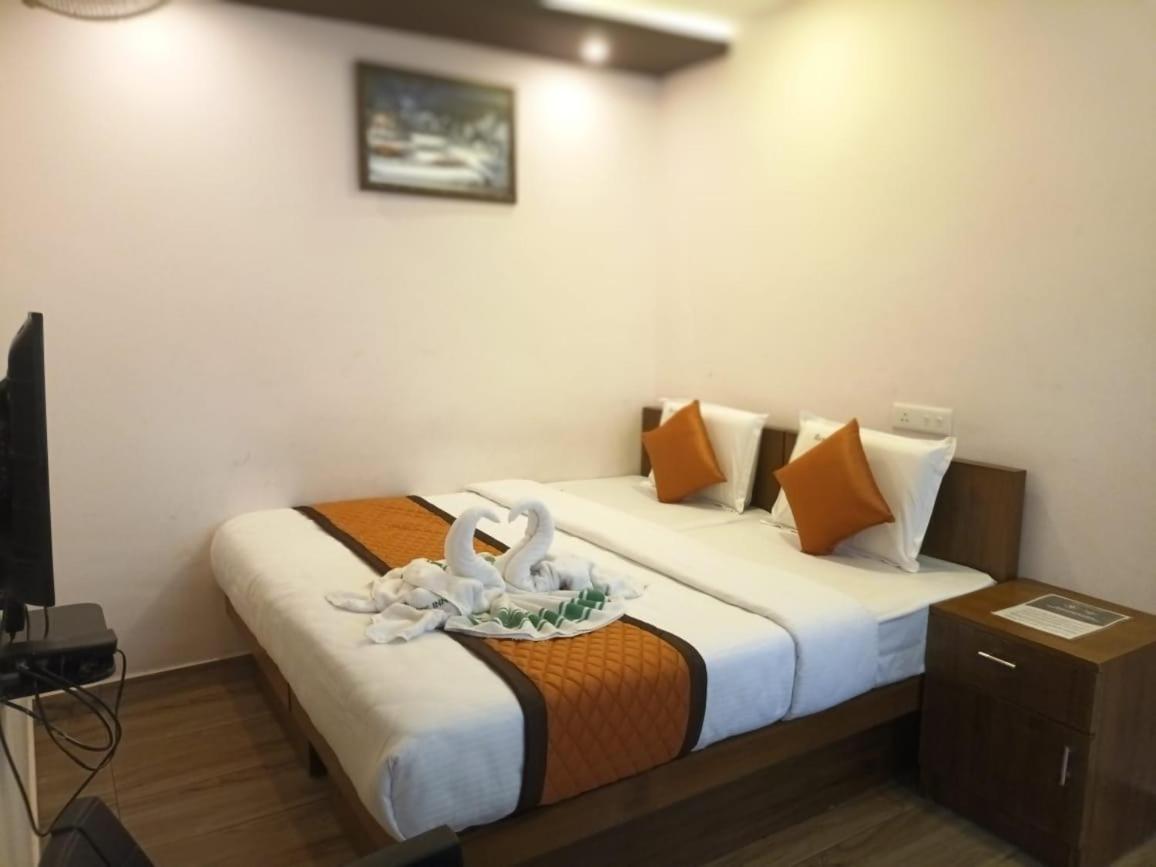 Majestic Inn Thiruvananthapuram Eksteriør bilde