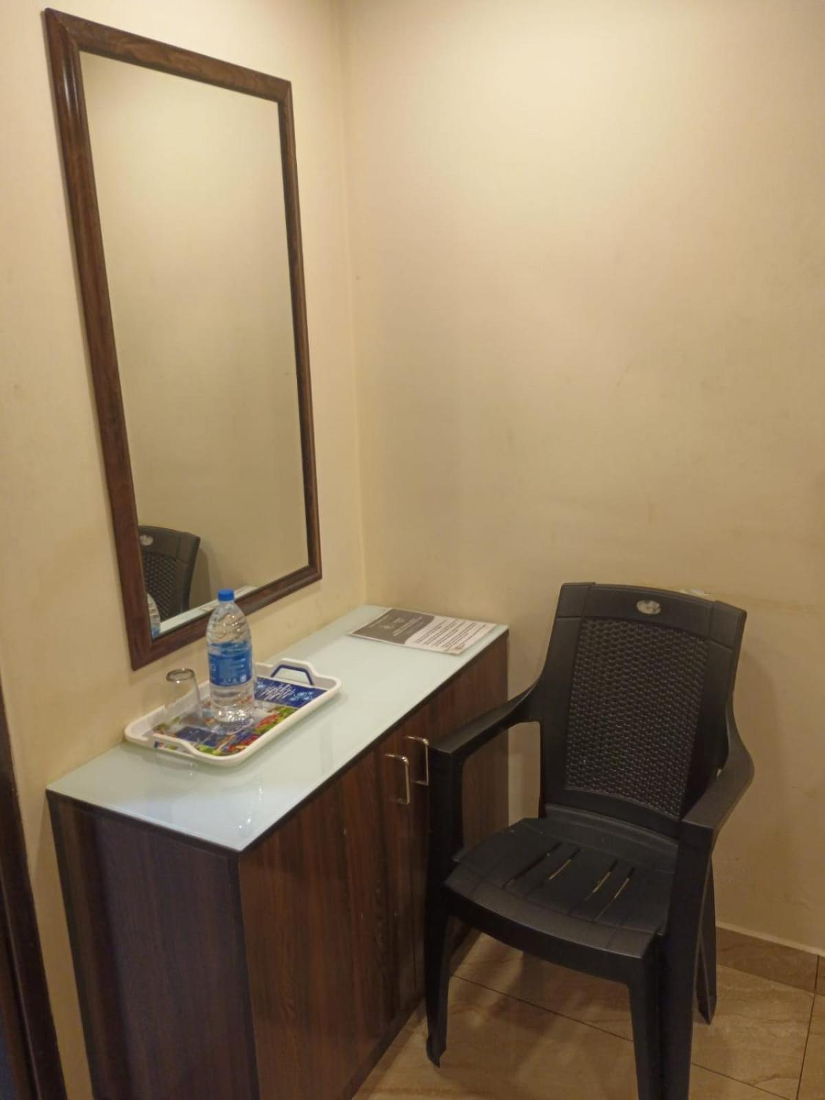 Majestic Inn Thiruvananthapuram Eksteriør bilde